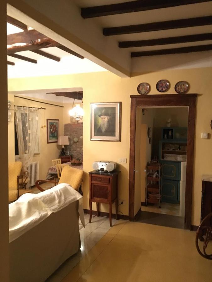 Barga Lucca Centro Storico Con Giardino Apartment Exterior photo